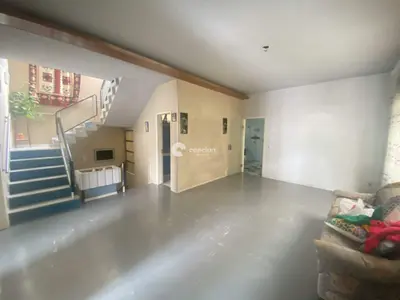 Casa à venda no Centro: 