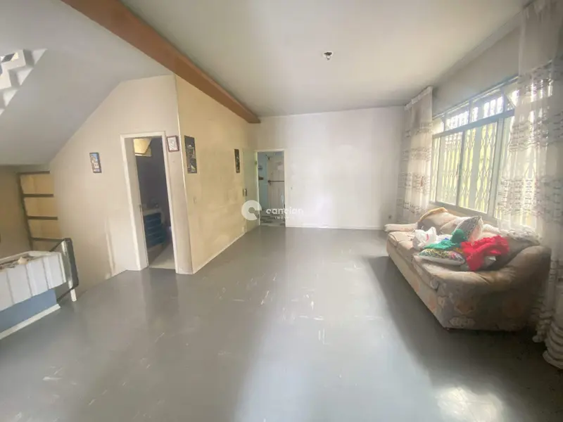 Casa à venda no Centro: 