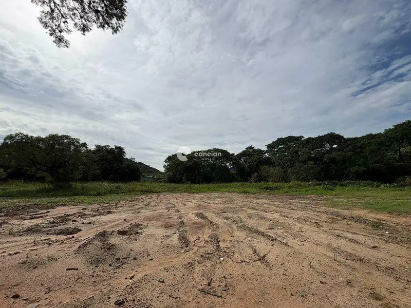 Terreno à venda no Presidente João Goulart: 