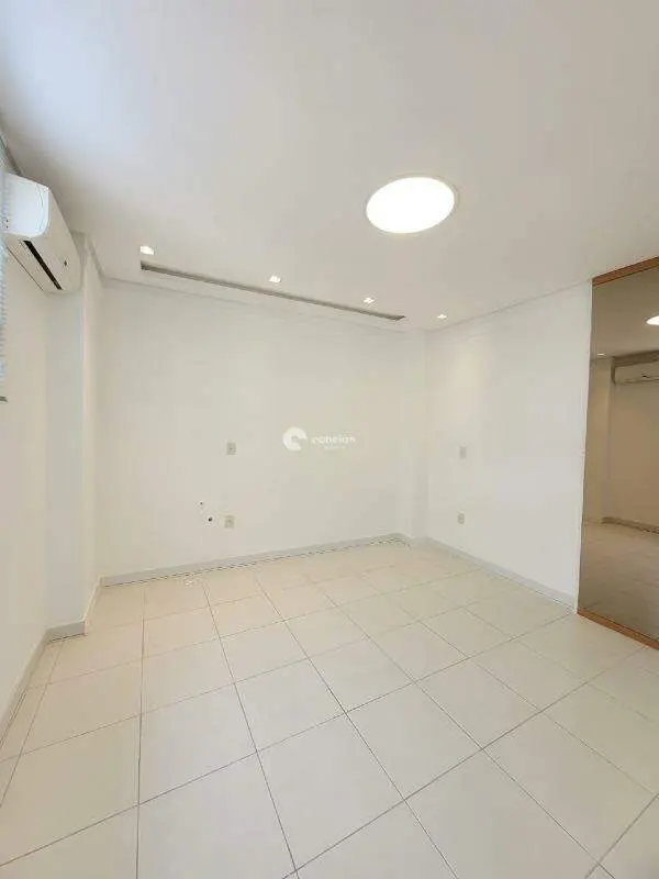 Sala Comercial para aluguel no Centro: 