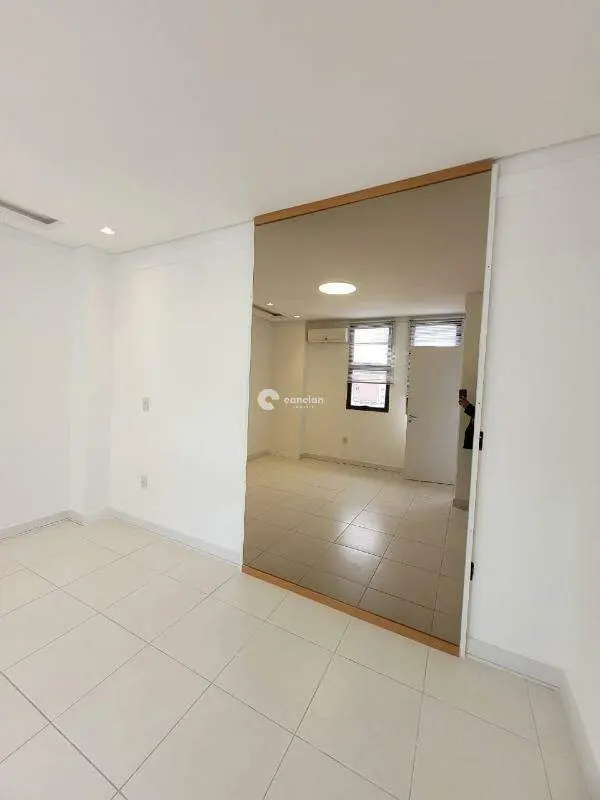 Sala Comercial para aluguel no Centro: 