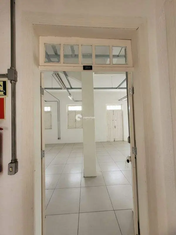 Prédio Comercial para aluguel no Centro: 