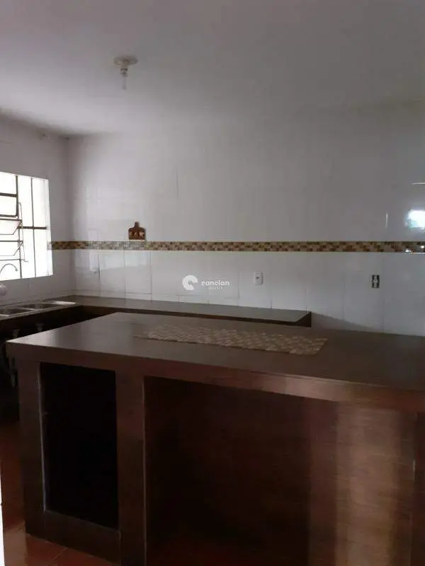 Casa para aluguel no Pinheiro Machado: 