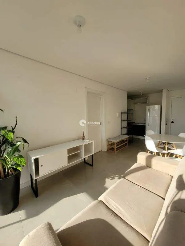 Apartamento para aluguel no Camobi: 