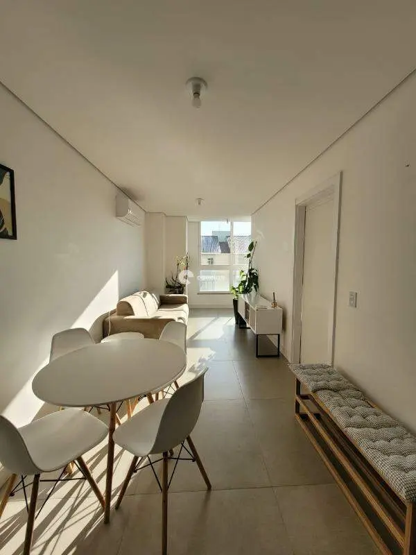 Apartamento para aluguel no Camobi: 