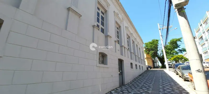Prédio Comercial para aluguel no Centro: 