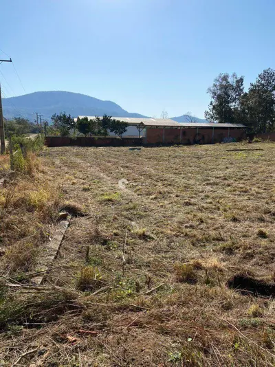 Terreno para aluguel no Pé de Plátano: 