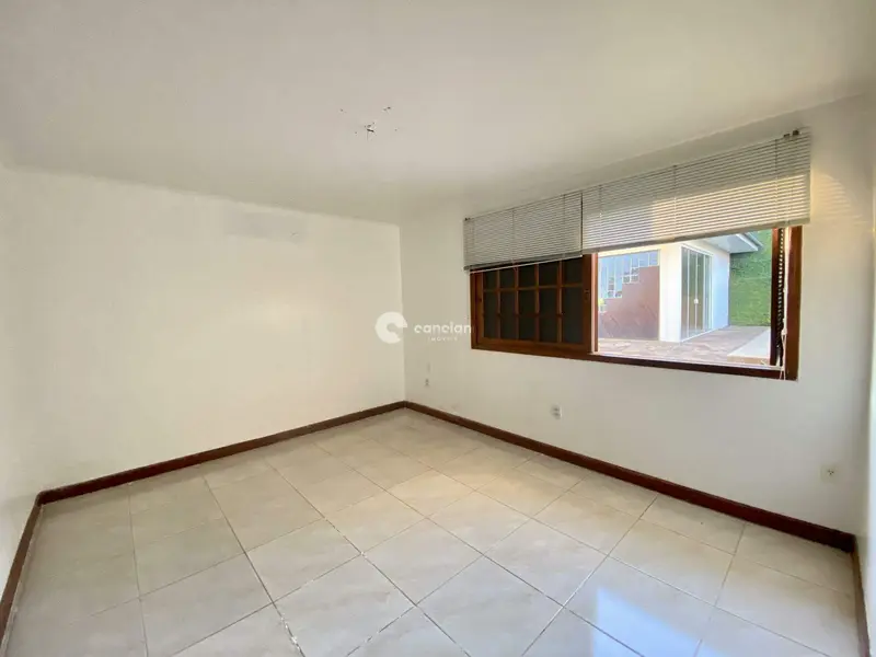 Casa à venda no Camobi: 