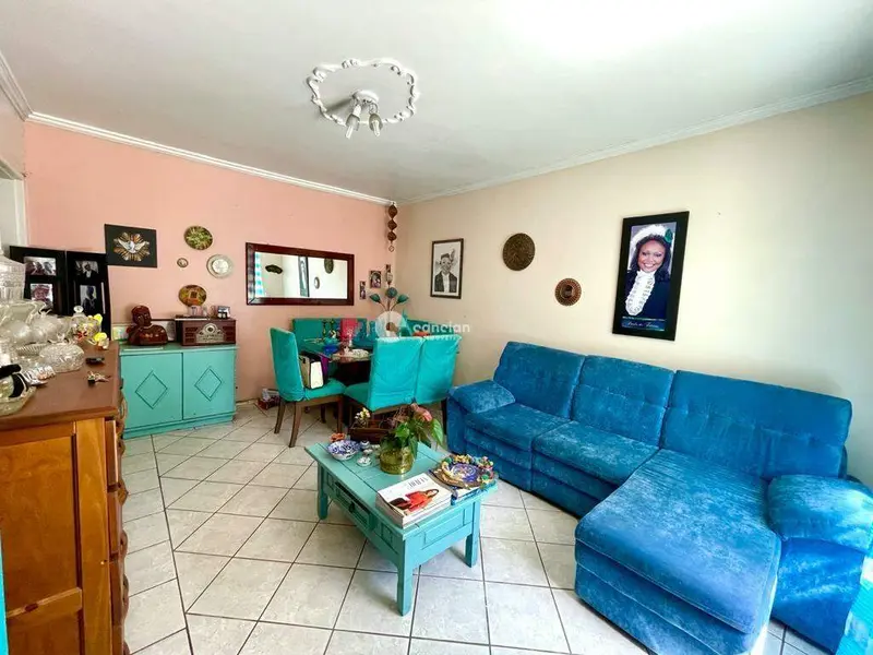 Casa à venda no Centro: 