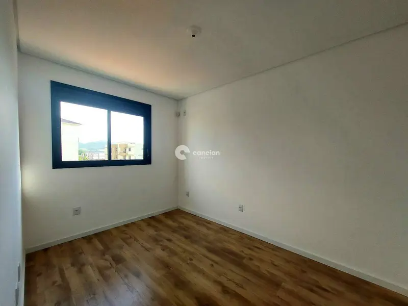 Apartamento à venda no Camobi: 