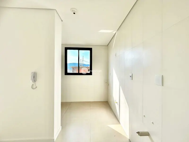 Apartamento à venda no Camobi: