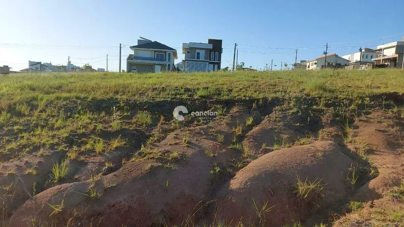 Terreno à venda no Tomazetti: 