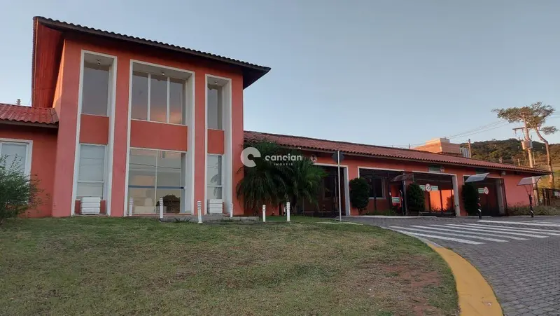 Terreno à venda no Tomazetti: 