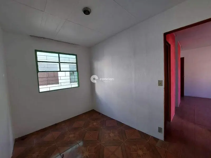 Apartamento à venda no Tancredo Neves: 