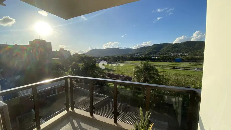 Duplex à venda no Centro: 