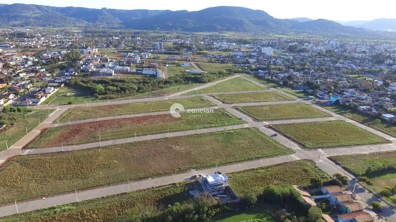 Terreno à venda no Camobi: