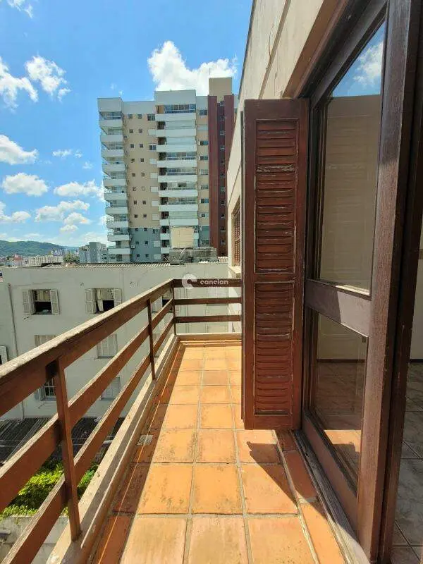 Apartamento para aluguel no Centro: 