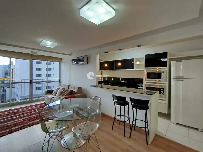 Apartamento para aluguel no Centro: 