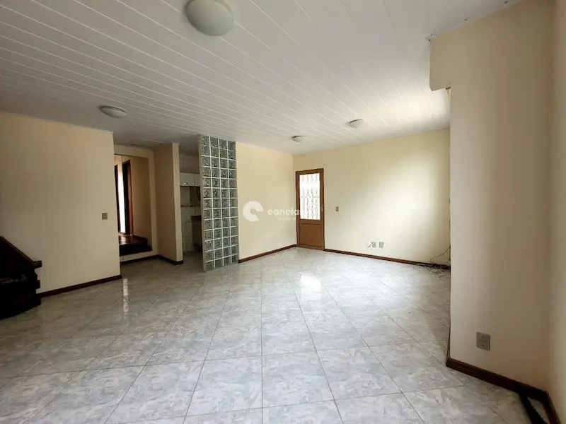 Casa para aluguel no Camobi: