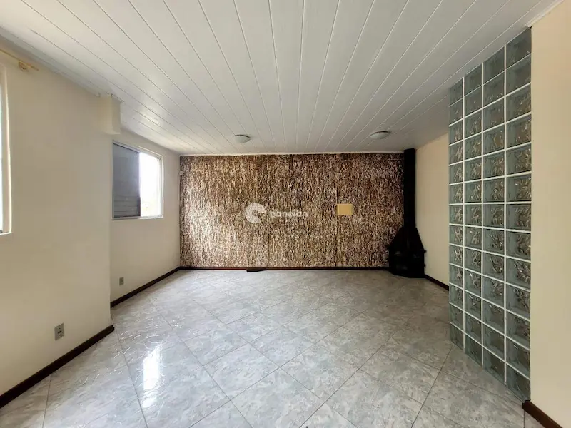 Casa para aluguel no Camobi: