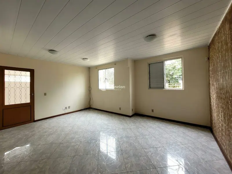 Casa para aluguel no Camobi: