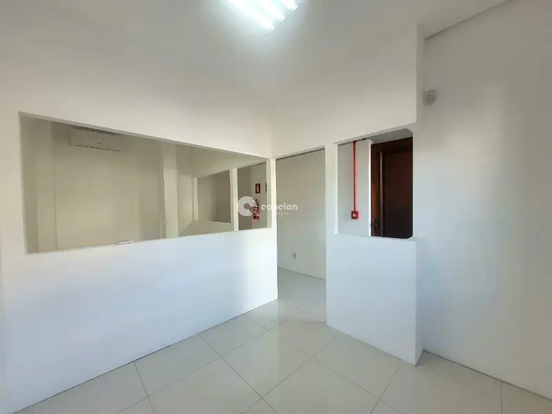 Sala Comercial para aluguel no Nossa Senhora do Rosário: 