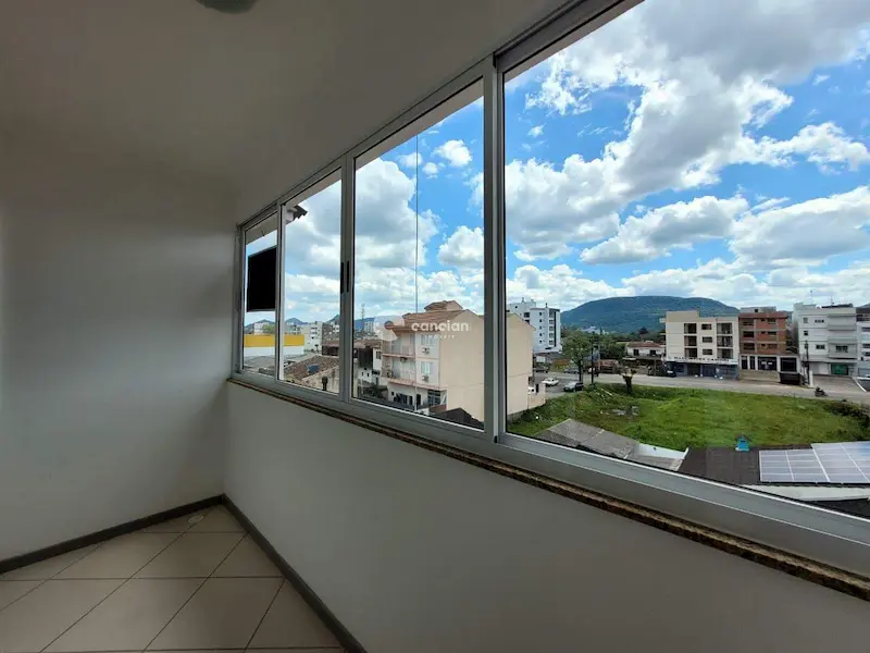 Apartamento para aluguel no Camobi: 