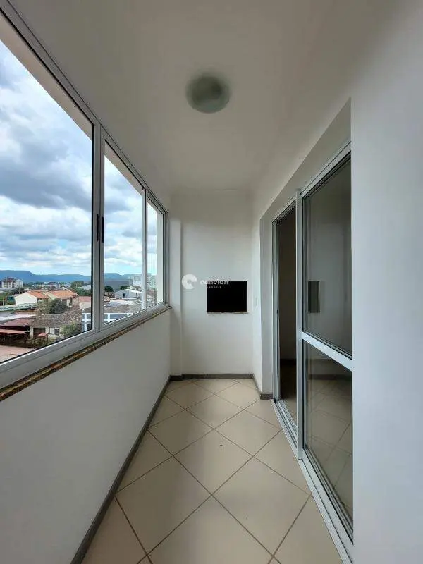 Apartamento para aluguel no Camobi: 