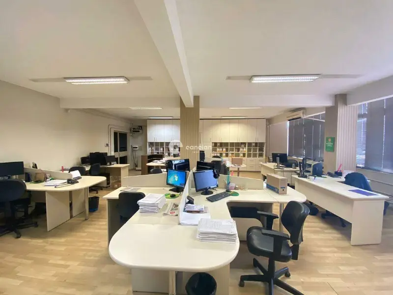 Sala Comercial à venda no Centro: