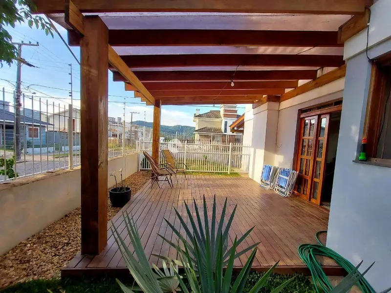 Casa à venda no Pé de Plátano: 