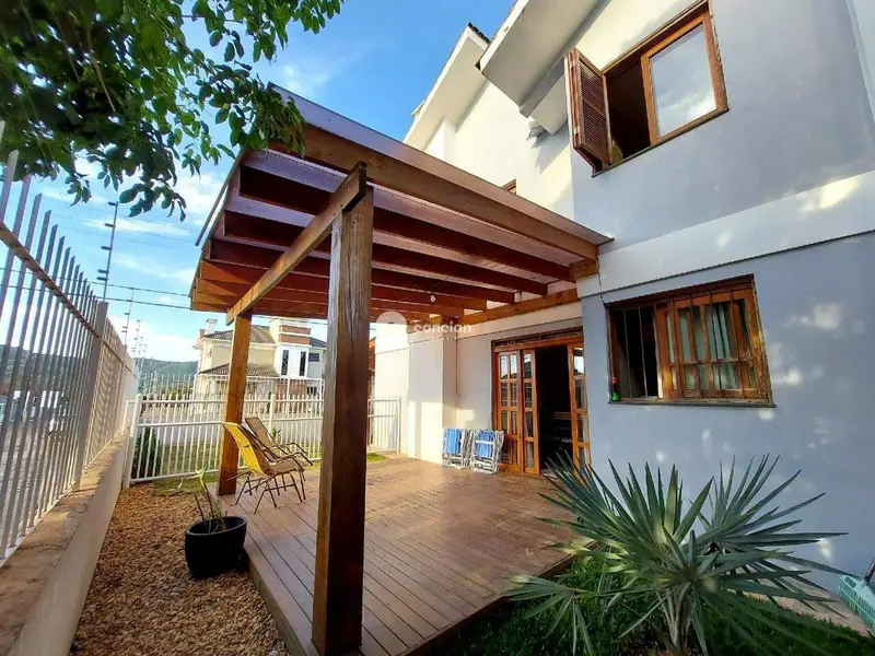 Casa à venda no Pé de Plátano: 