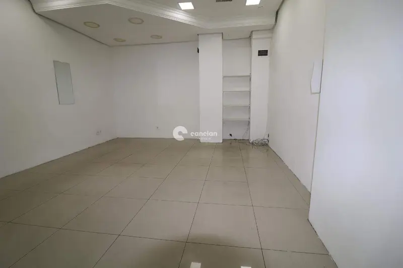 Sala Comercial à venda no Centro: 