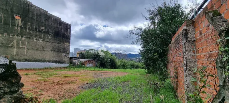 Terreno à venda no Centro: 