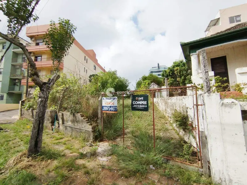 Terreno à venda no Menino Jesus: 