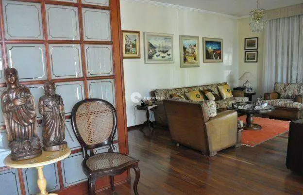 Casa à venda no Camobi: 