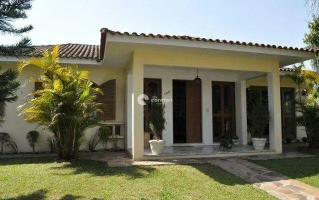 Casa à venda no Camobi: 
