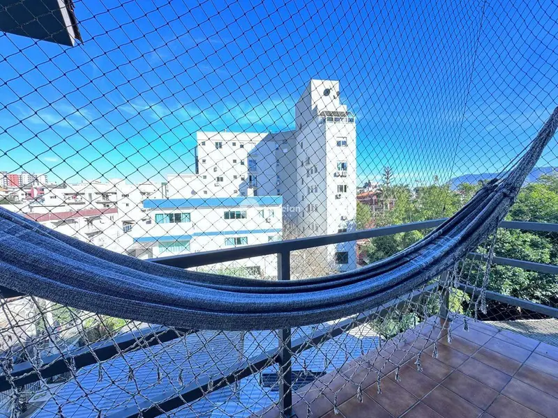 Apartamento à venda no Menino Jesus: 