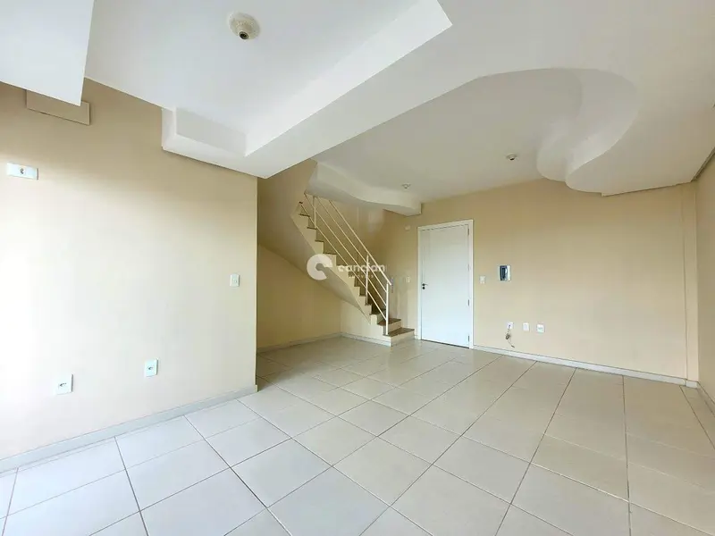Duplex à venda no Centro: 