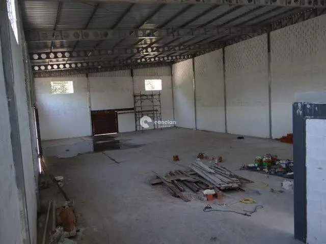 Pavilhão à venda no Nossa Senhora do Perpétuo Socorro: 
