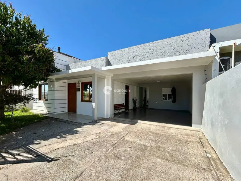 Casa à venda no Camobi: 