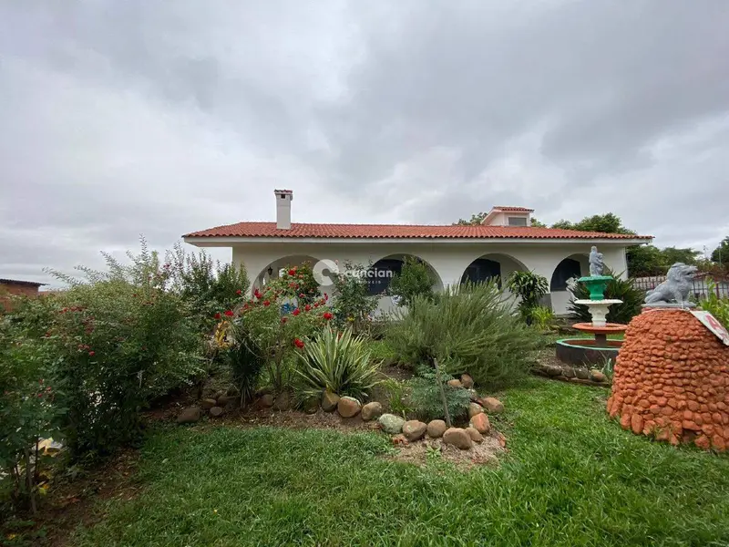 Casa à venda no Juscelino Kubitschek: 