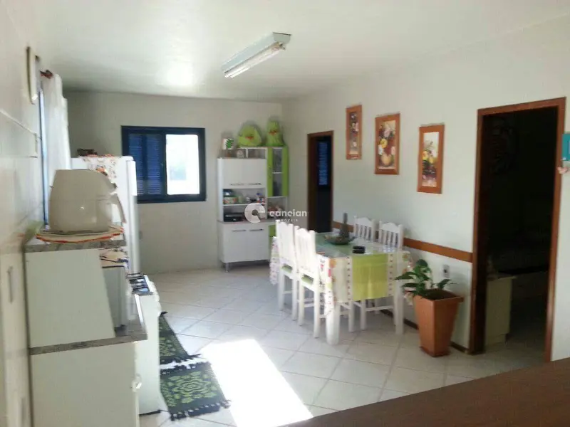 Casa à venda no Centro: 
