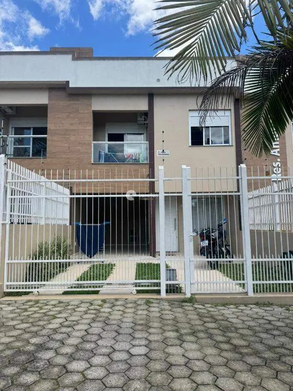 Casa à venda no Camobi: