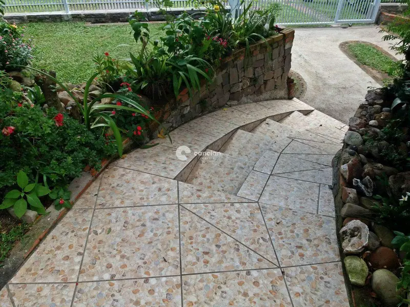 Casa à venda no Pé de Plátano: