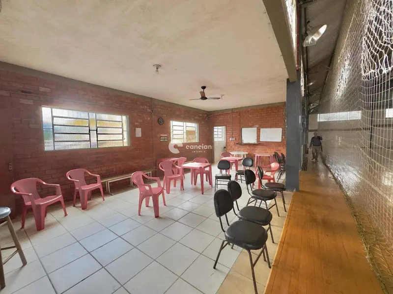Pavilhão à venda no Nossa Senhora do Rosário: 
