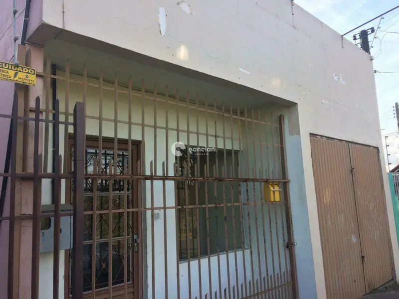 Casa à venda no Pinheiro Machado: 