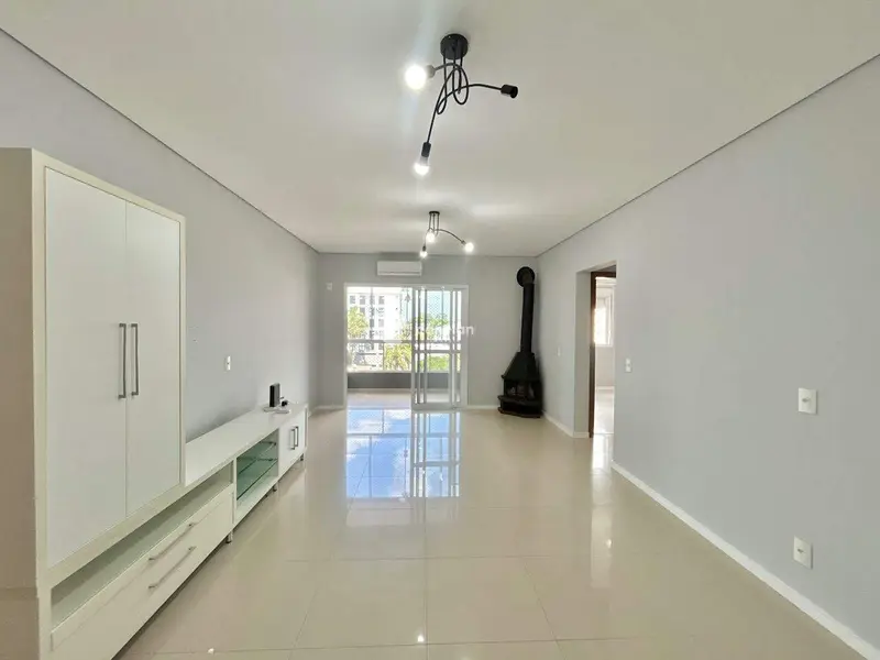 Apartamento à venda no Camobi: 