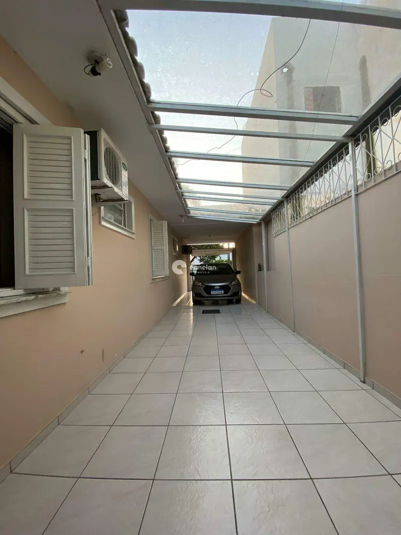 Casa à venda no Camobi: 