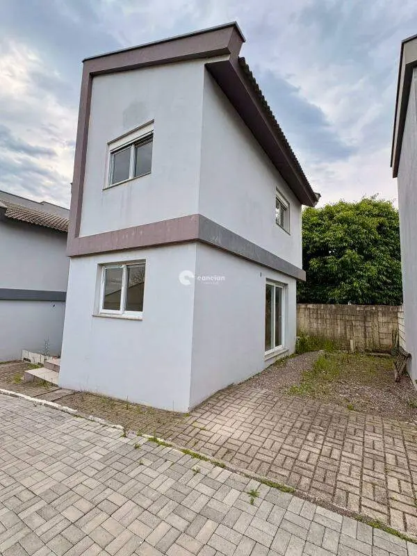 Casa de Condomínio à venda no Tomazetti: 