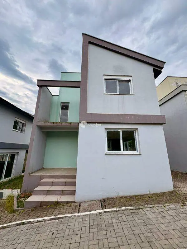 Casa de Condomínio à venda no Tomazetti: 